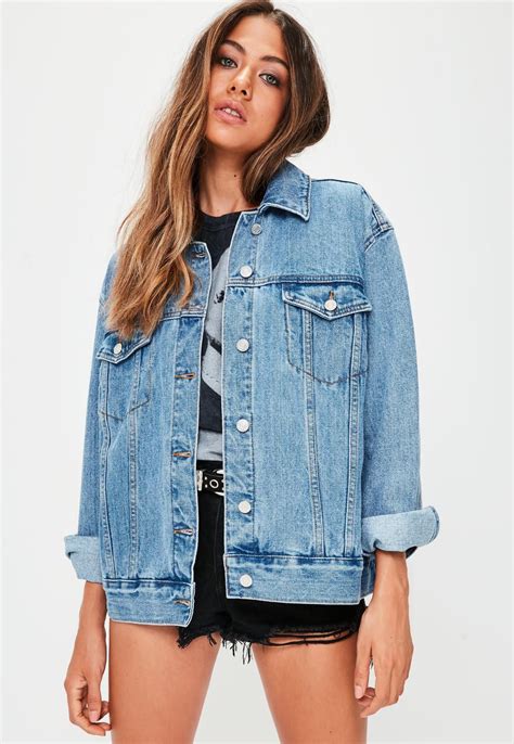 women's oversized denim jacket.